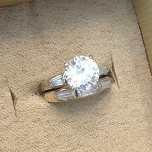 CZ wedding set; 2 ctw w/baguettes, sz 7, gold over